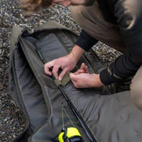 Avid Carp RVS 10ft Retractable Rod Bags